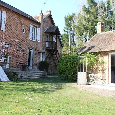 Vila Chez Santia Brinon-sur-Sauldre Exteriér fotografie