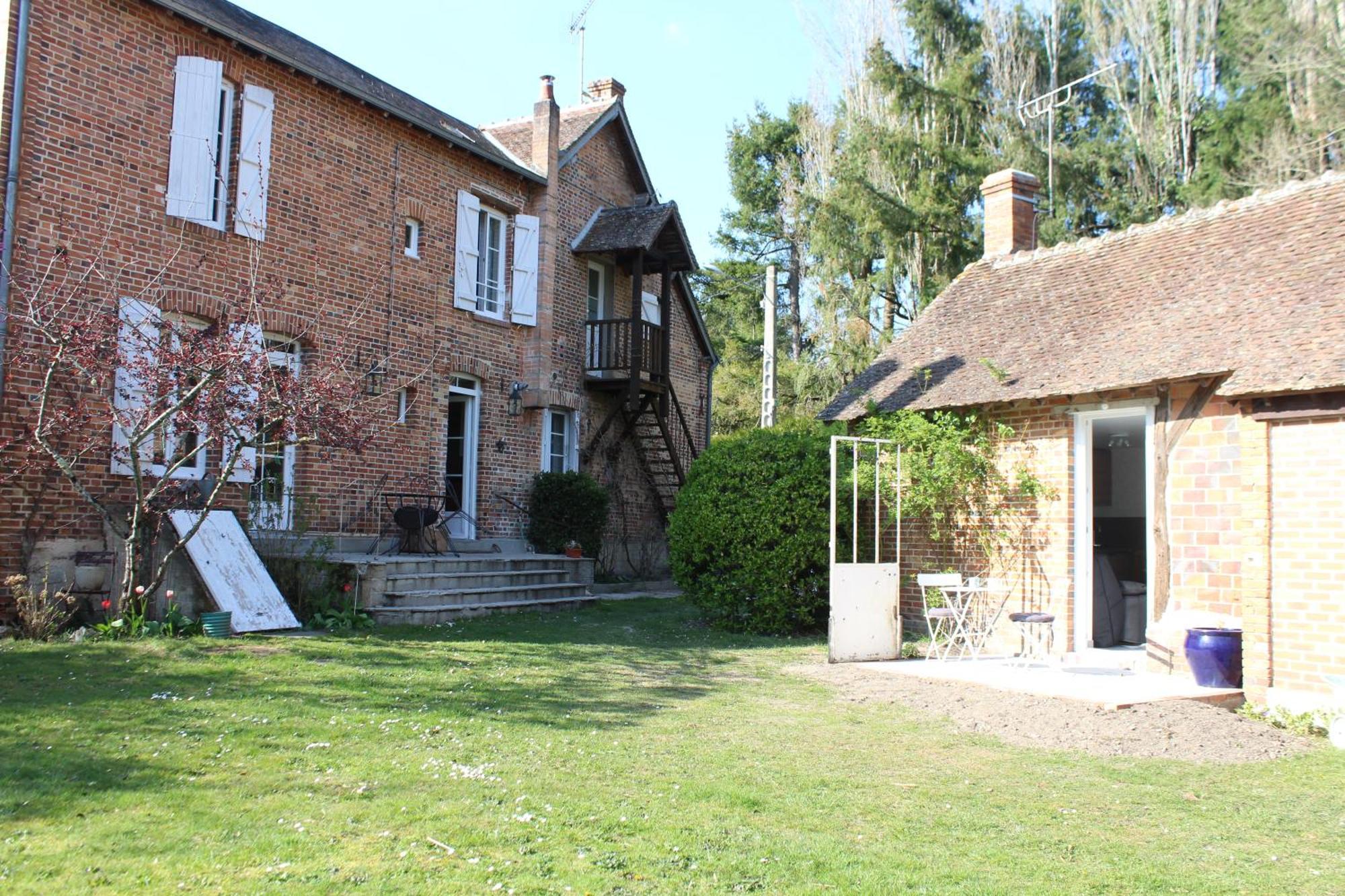 Vila Chez Santia Brinon-sur-Sauldre Exteriér fotografie